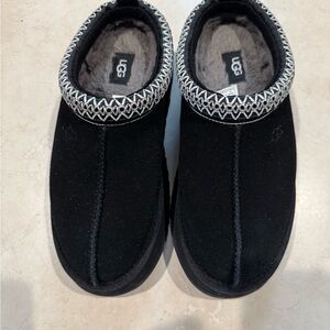 Ugg Tazz Slippers